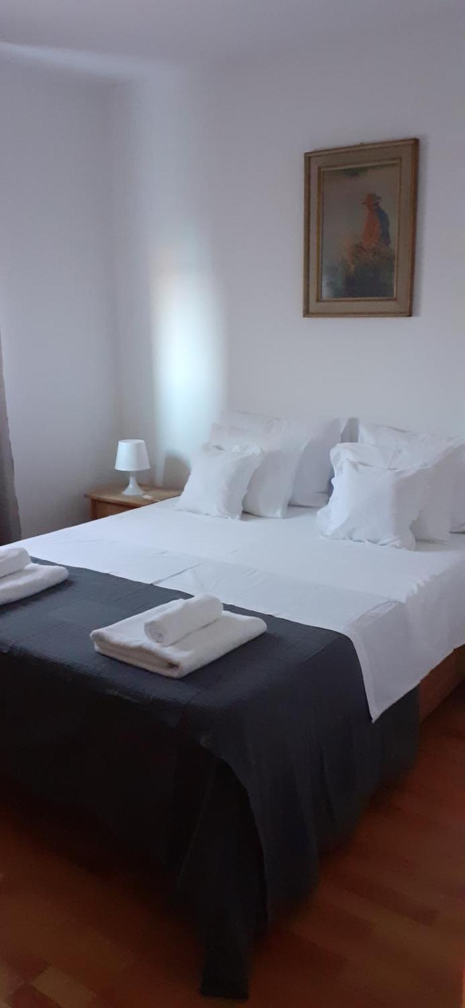 Apartman Mikola With Sea View Trogir Exterior foto